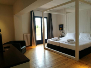 Гостиница Hotel Trias  Паламос